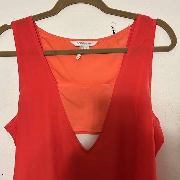 BCBGeneration, Size L, sleeveless pink & coral blouse with cutouts - Picture 2 of 4